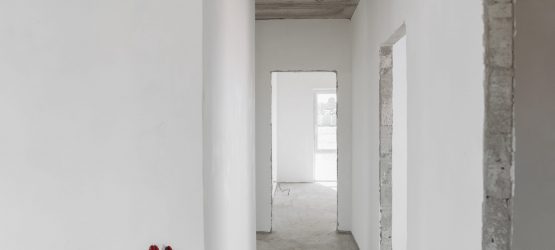 Betonowa ściana - Betonexpert badania betonu